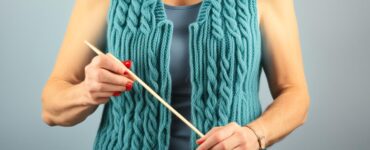 modèle de gilet sans manche à tricoter avec explication